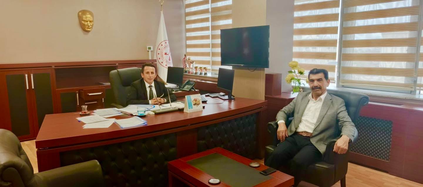Osmaniye Deftardarı olarak göreve başlayan Sn Mutlu Şahin beye hayırlı olsun ziyaretinde bulunduk