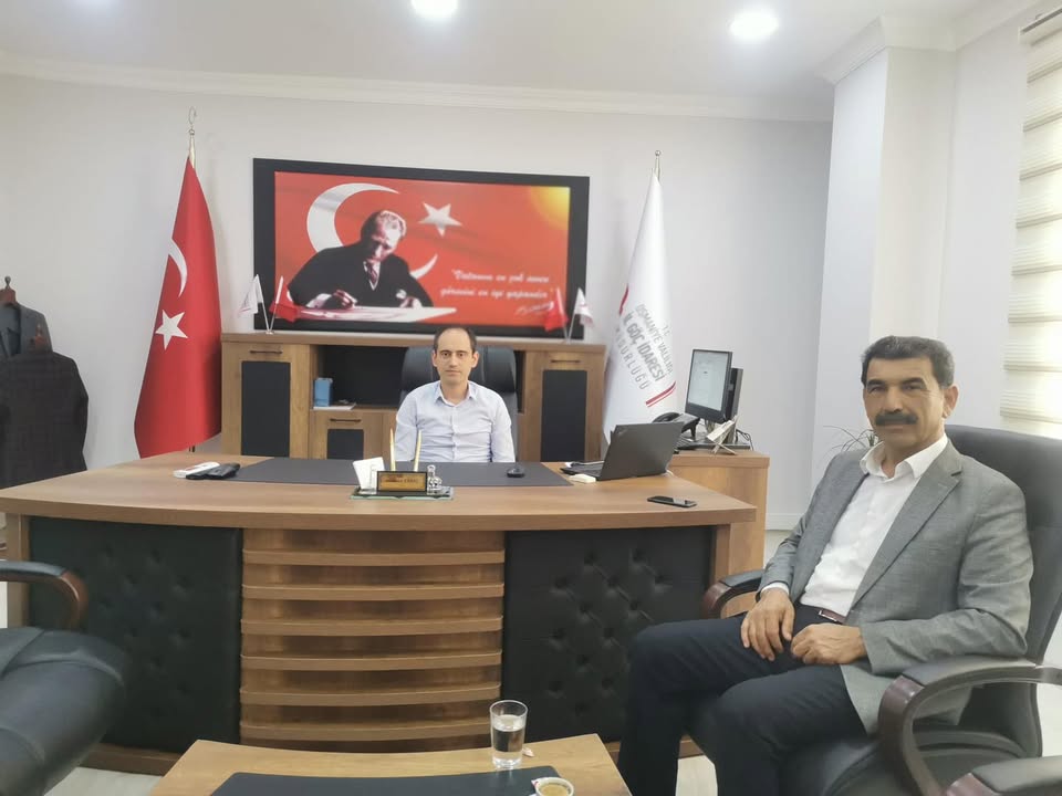 Osmaniye İl Göç İdaresi Müdürümüz Mehmet Erbaş beyi ziyaret ettik Göstermiş olduğu misafirperverlikten dolayı teşekkür ediyorum